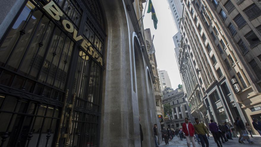 La bolsa de São Paulo se dispara un 33,9 % en un 2025 de récords y ajena al 'factor Trump'