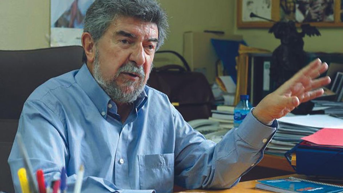 Almuzara recupera y amplía una obra de referencia sobre la Semana Santa del antropólogo Isidoro Moreno