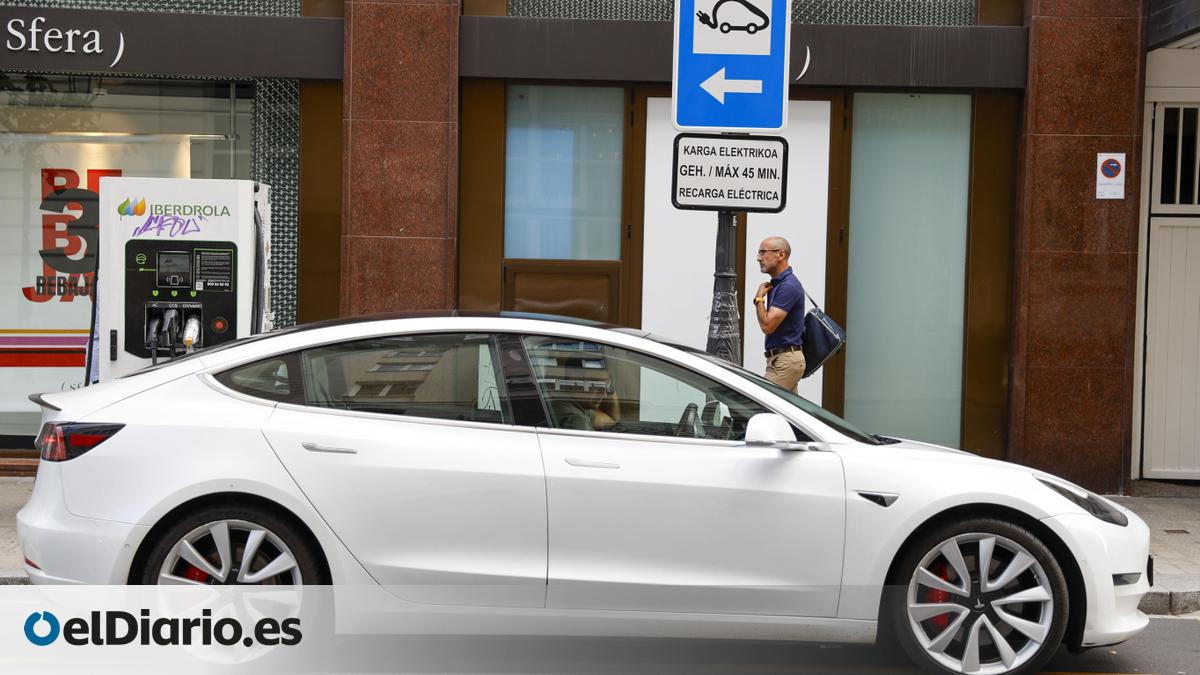 Los coches eléctricos, a punto de rebasar los de gasolina en la UE