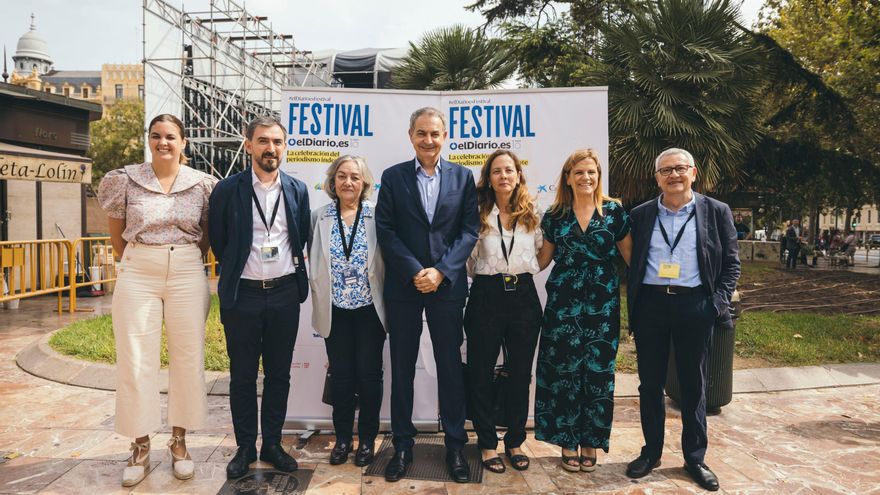 Sandra Gómez, Ignacio Escolar, Ángeles Egido, José Luis Rodríguez Zapatero, Neus Tomás, Pilar Bernabé y Adolf Beltran.