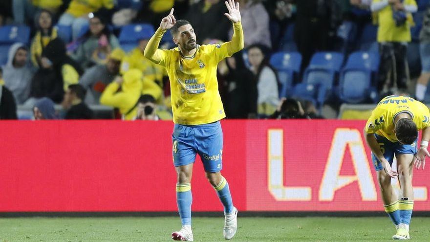 Las Palmas vence in extremis a un rival directo por Europa