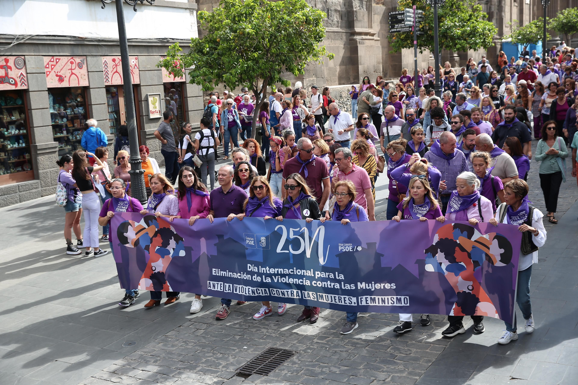 Así se vivió en Gran Canaria la manifestación por el 25N, Día contra la Violencia Machista