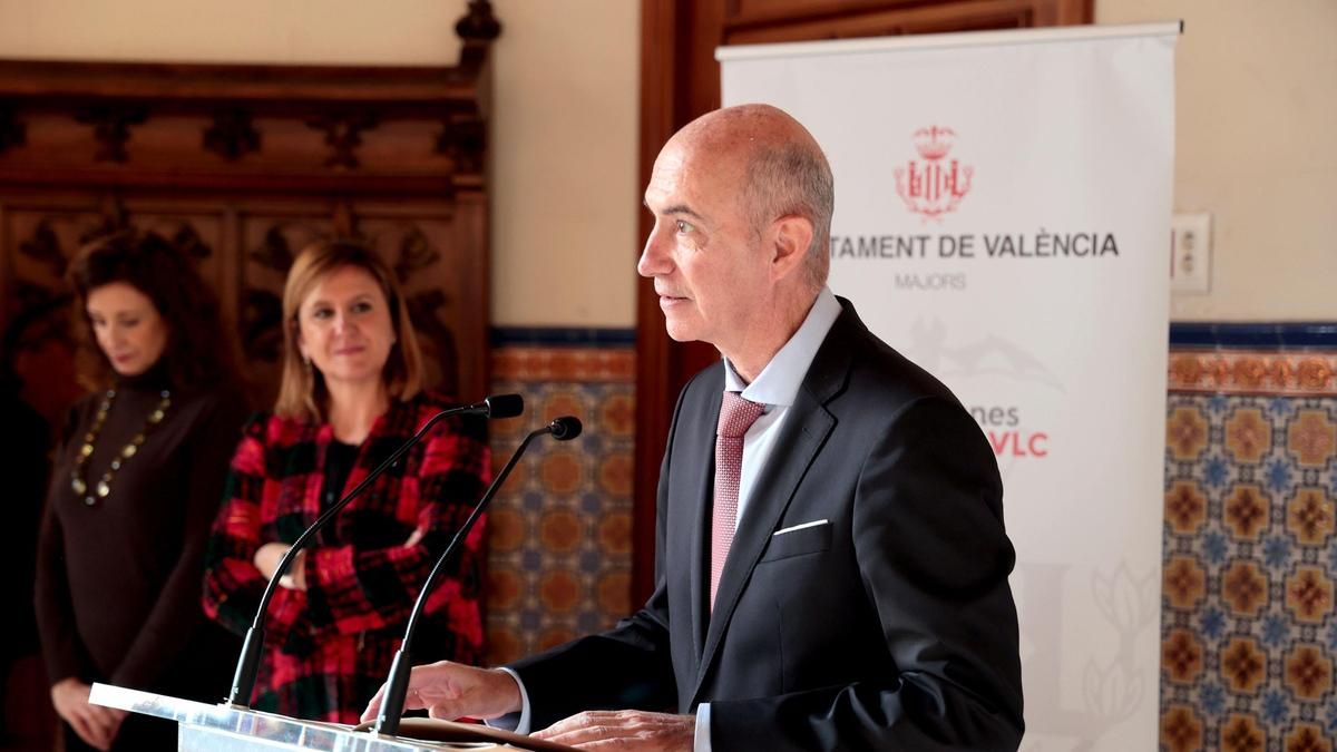 El PP y Vox descartan cambios legales "apresurados" en València para que los concejales informen de su actividad privada