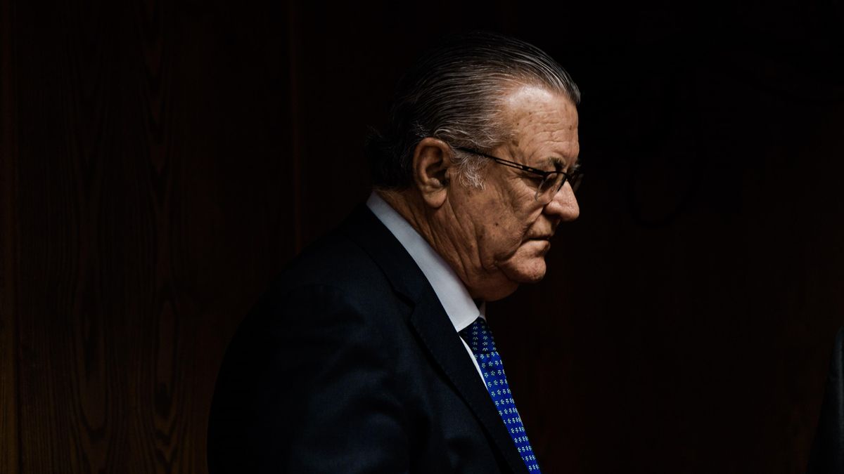 El juez del caso Zapatero pide a la UDEF que investigue si la entrada de capital venezolano en Plus Ultra influyó en su rescate