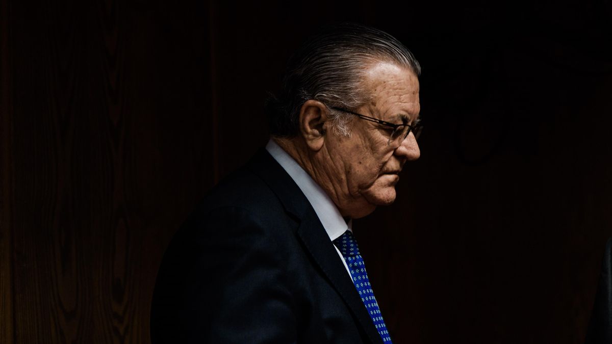El juez del caso Zapatero pide a la UDEF que investigue si la entrada de  capital venezolano en Plus Ultra influyó en su rescate