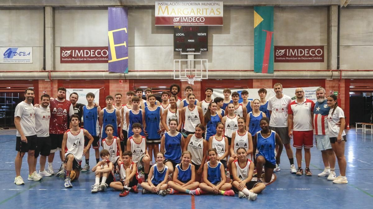 Alley Oop Academy, una clase de élite para la cantera del baloncesto cordobés