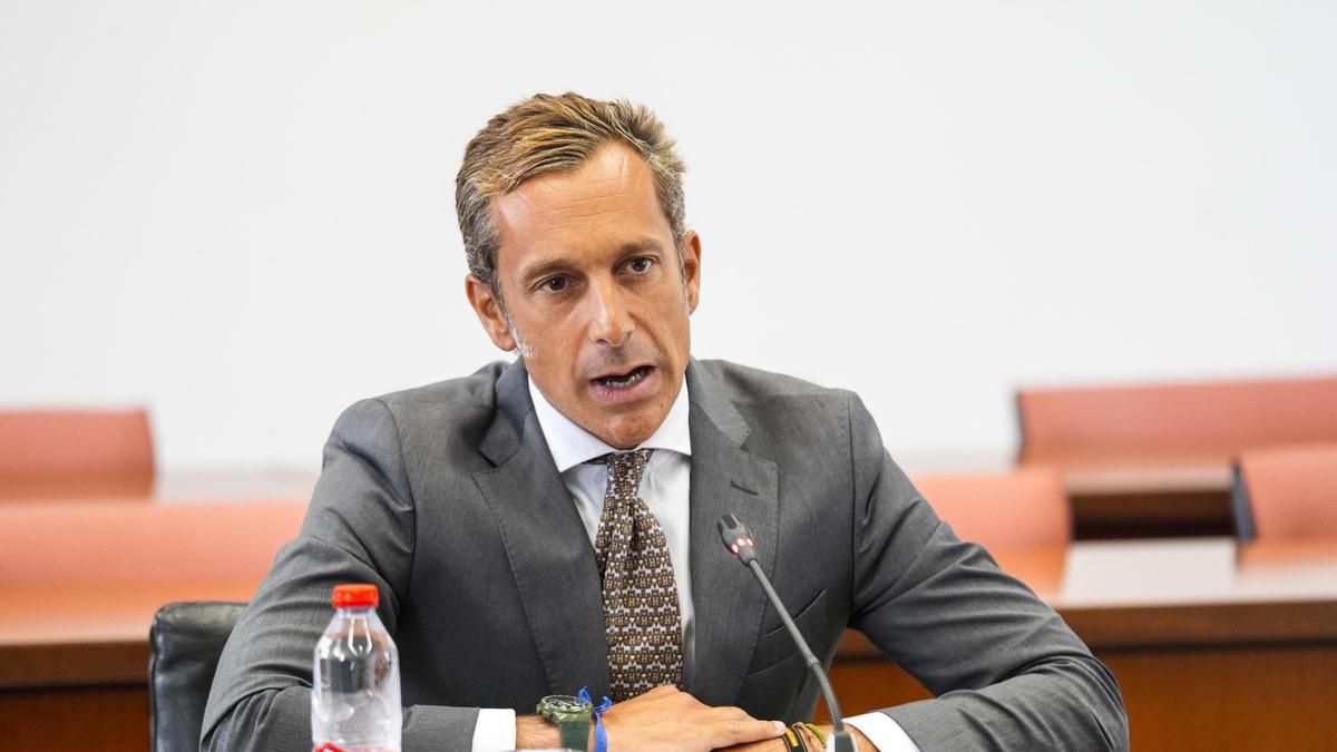 El jefe de prensa de Abascal admite que incumplió la ley como consejero de Canal Sur: "Me nombró Vox y trabajaba para Vox"