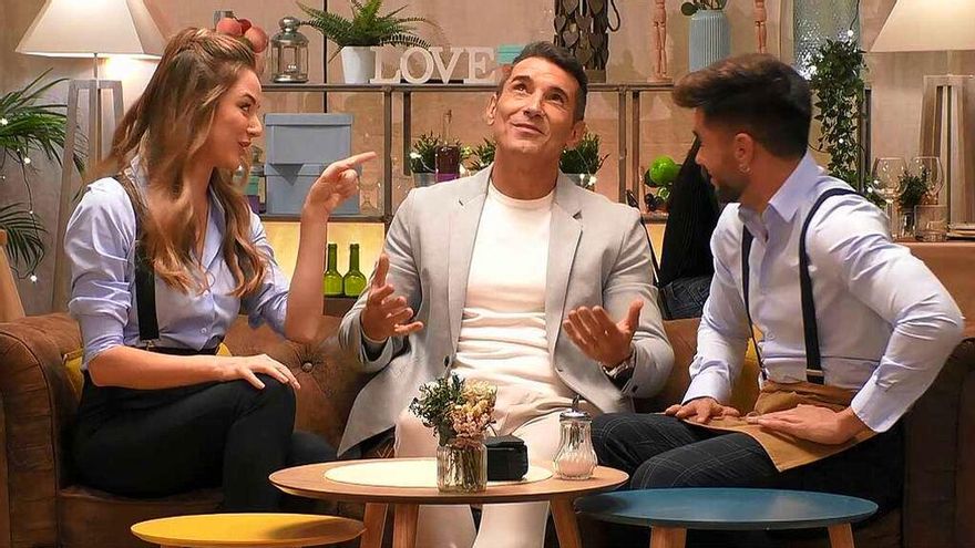 'First Dates Café' (2.9%) arranca débil, por debajo de las últimas apuestas de Cuatro para la franja de mediodía