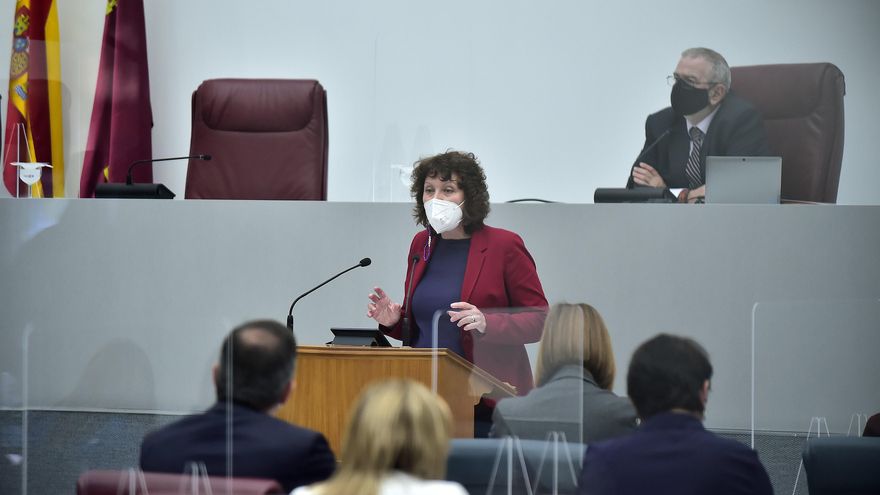 María Marín (Podemos) interviene en la Asamblea regional en la primera jornada de debate de la moción de censura presenta por Cs y PSOE