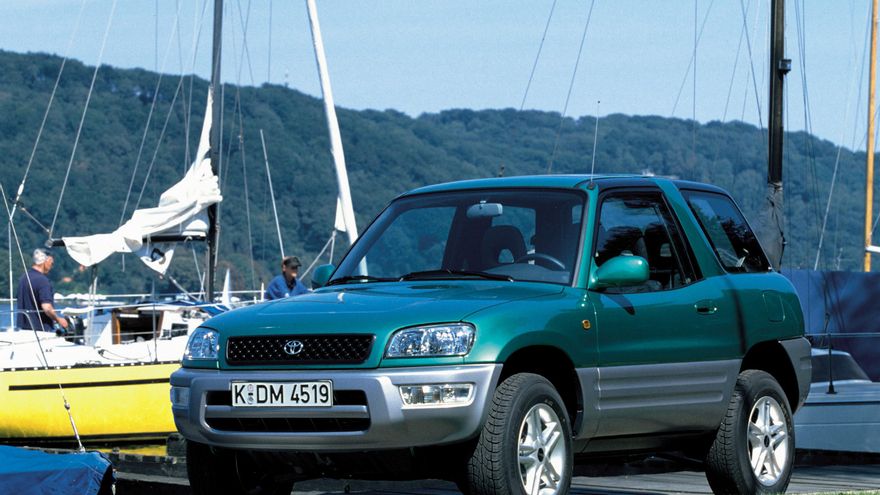 Toyota RAV4 de primera generación.