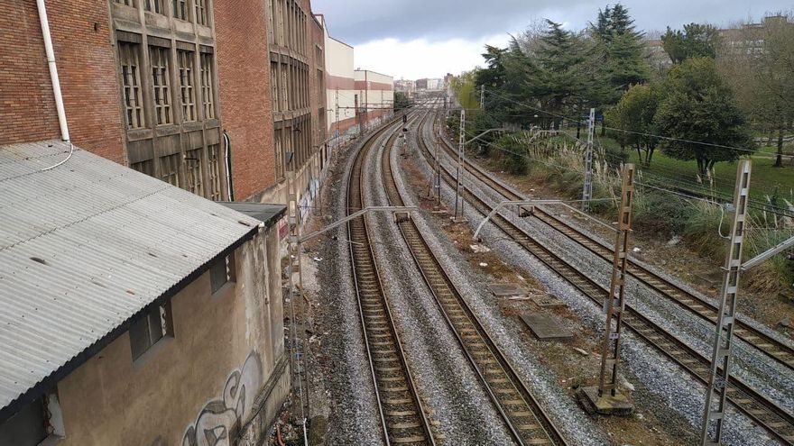 Ceruti reta a la alcaldesa de Santander a que lo cese porque no piensa firmar la ordenación ferroviaria de ADIF