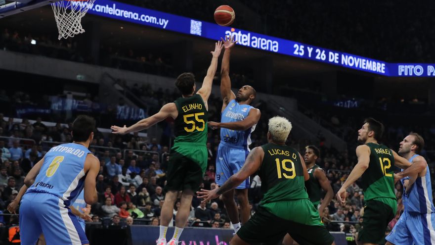 Comisión expresa "profunda preocupación" por cánticos racistas en el baloncesto uruguayo