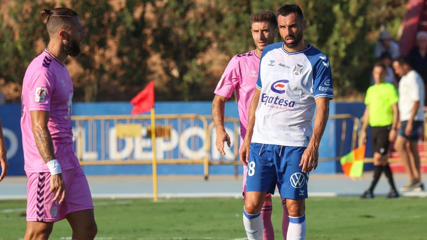 El CD Tenerife alarga su sequía goleadora