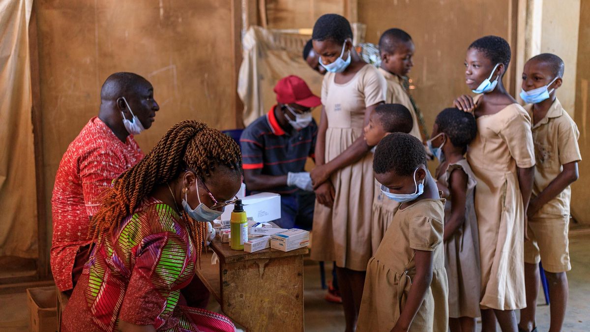 Jornada de sensibilización y detección de pian en el Centro de Davié, Togo