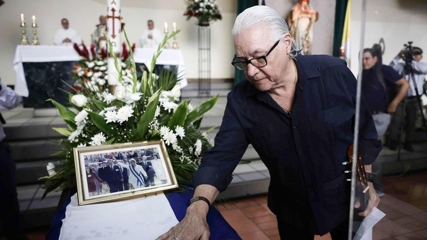 Nicaragüenses despiden en Costa Rica a Violeta Chamorro y le dicen: Misión cumplida