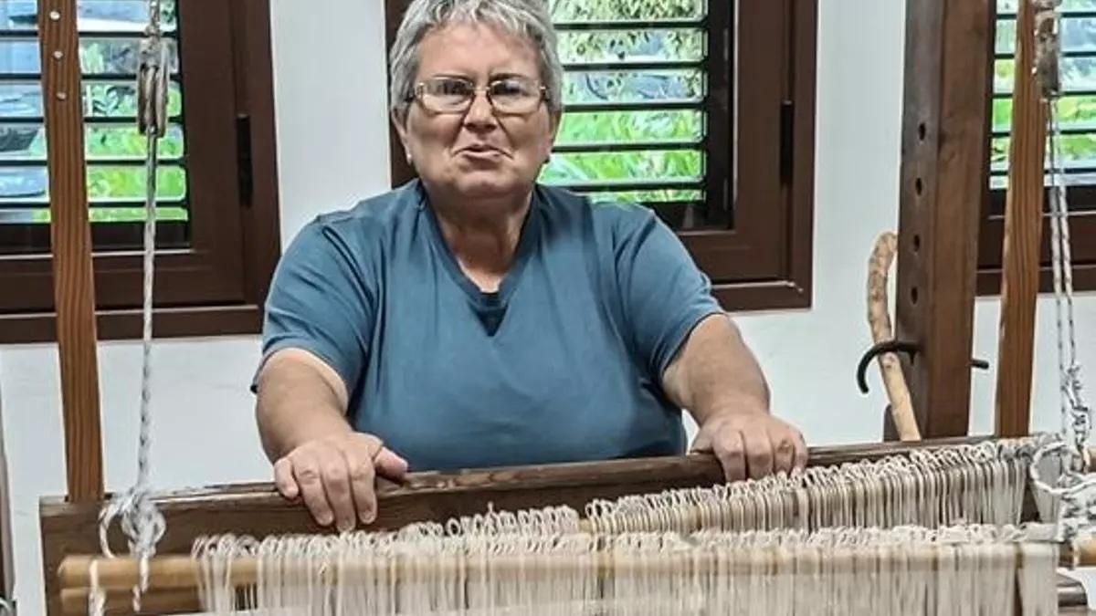 Sodepal impulsa una nueva formación en tejeduría tradicional en el proyecto La Palma Artesanía