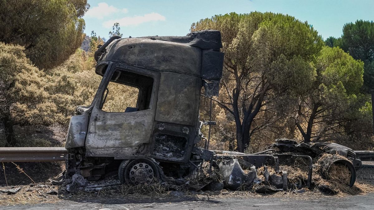 El camión que provocó el incendio en la Sierra de Córdoba