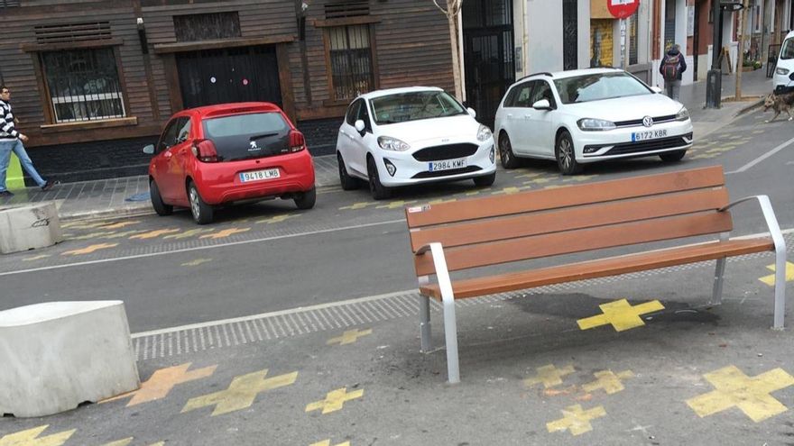 Catalá resta espacio peatonal en la supermanzana de la Petxina de València para habilitar 29 plazas de aparcamiento
