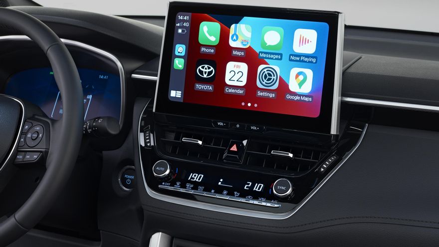 Nuevo sistema multimedia del Corolla Cross, con pantalla central de 10,5 pulgadas.