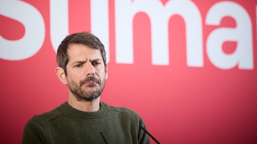 Archivo - El portavoz de Sumar, Ernest Urtasun, durante una rueda de prensa, en el Espacio Rastro, a 25 de marzo de 2024, en Madrid (España).
