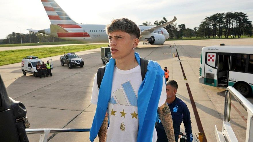 Alejandro Garnacho tuvo su debut oficial y quedó blindado para la Selección Argentina