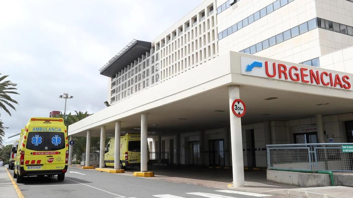 Un hombre de 65 años, herido grave tras volcar con su coche en la GC-1 a la altura de Agüimes