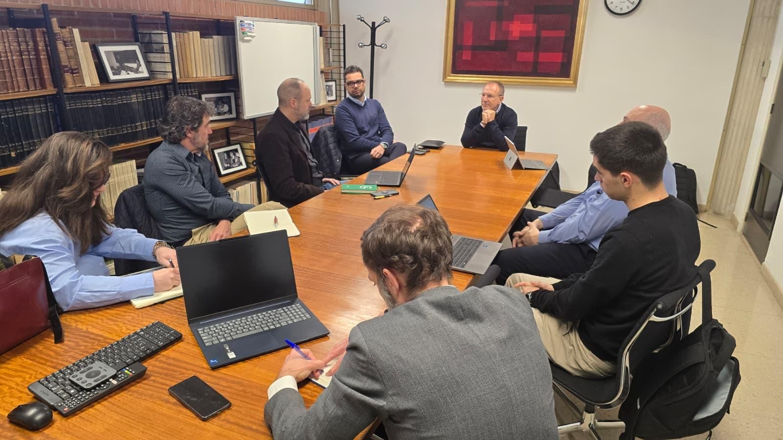 Encuentro entre el Cabildo de La Palma y la Escuela de Arquitectura de la Universidad de Navarra.