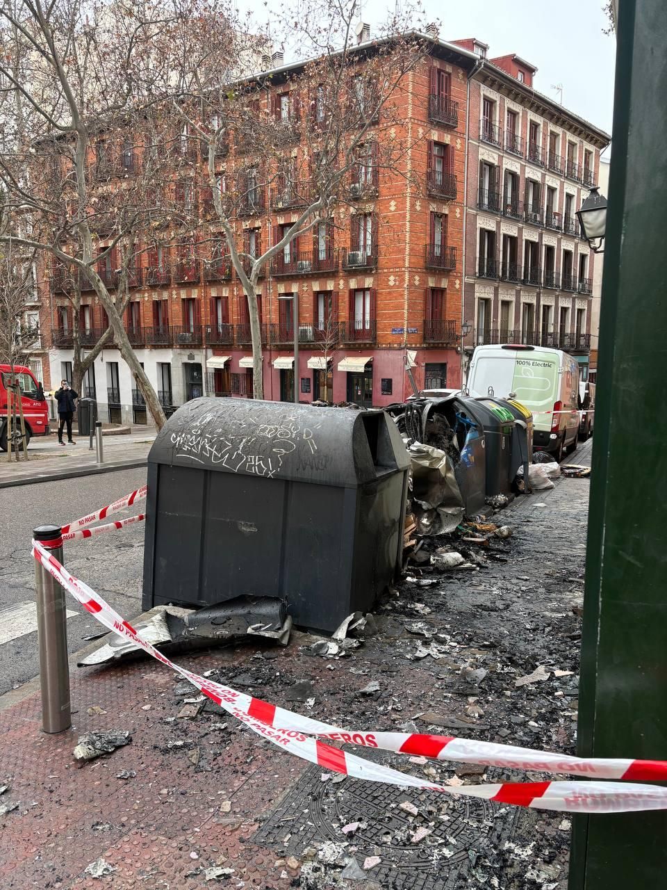 Estado de los contenedores después del incendio