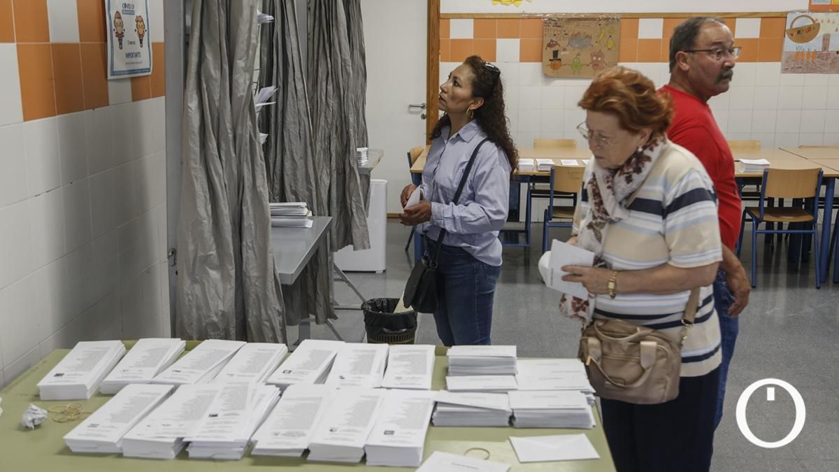 Votaciones 28M en CEIP Alcalde Jiménez Ruiz