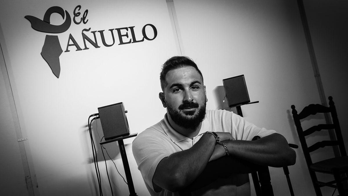 Entrevista N&B al cantaor flamenco, Rafa del Calli