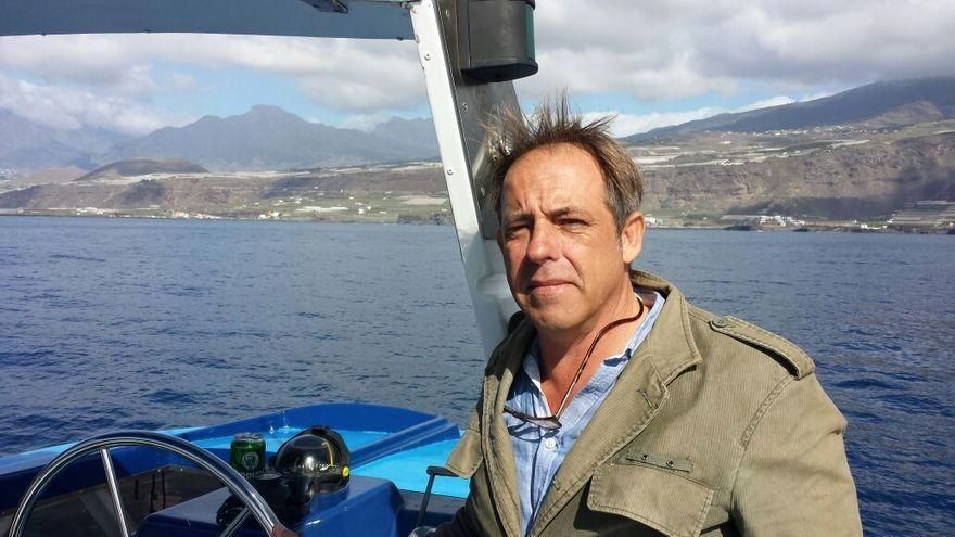 Un empresario propone trasladar en barco desde Tazacorte a los agricultores afectados por el volcán para que puedan atender sus fincas