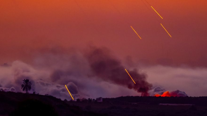 Bombardeo de Israel sobre la Franja de Gaza este domingo 29 de octubre.