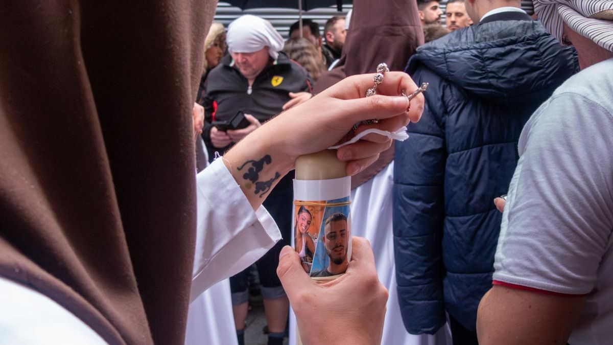 Nazareno del Carmen con sus dos devociones, la profana y la sacra