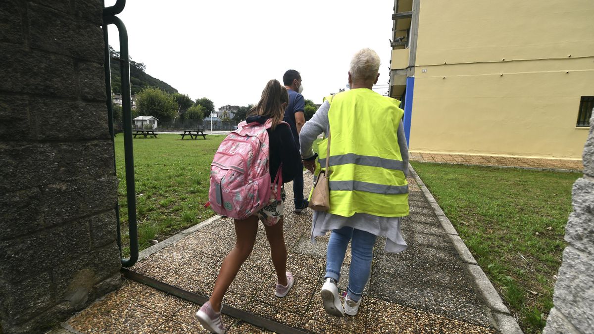 Alumnos del CEIP Macías Picavea de Santoña.