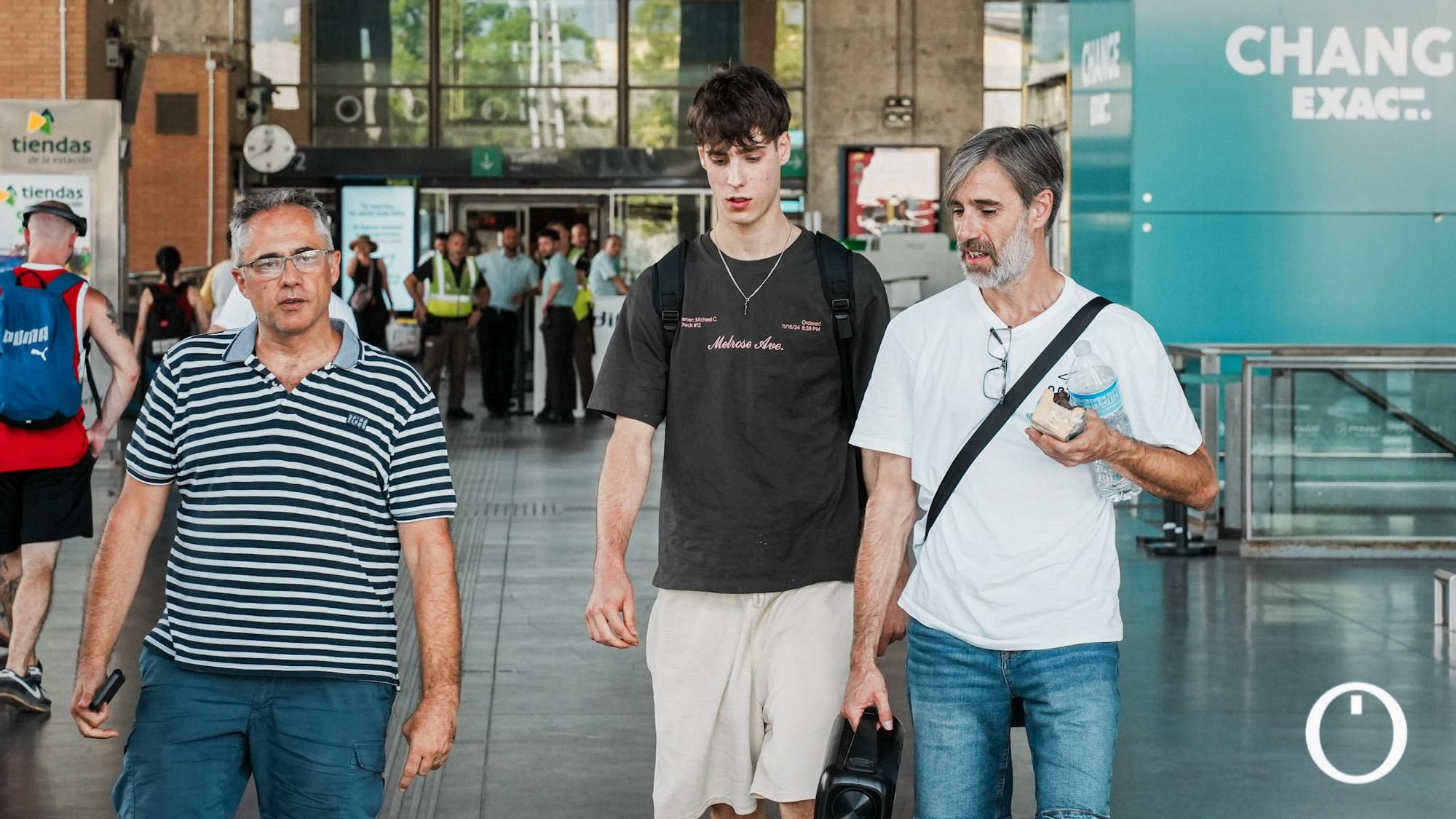 Guillermo del Pino en su llegada a Córdoba tras ganar el Eurobasket sub-18