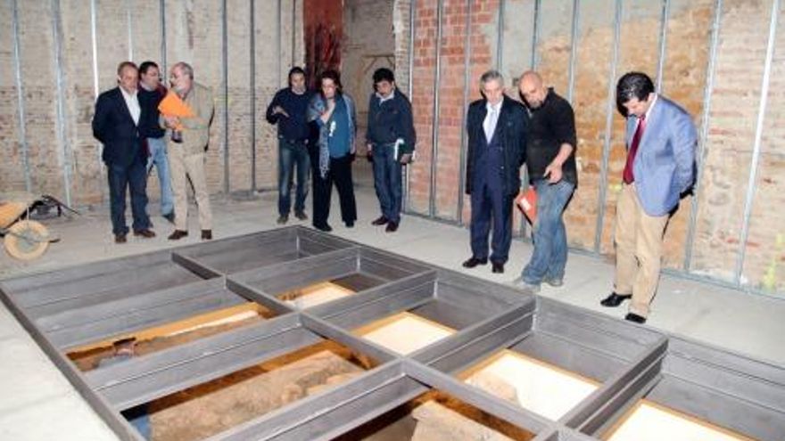 obras casona puerta castillo