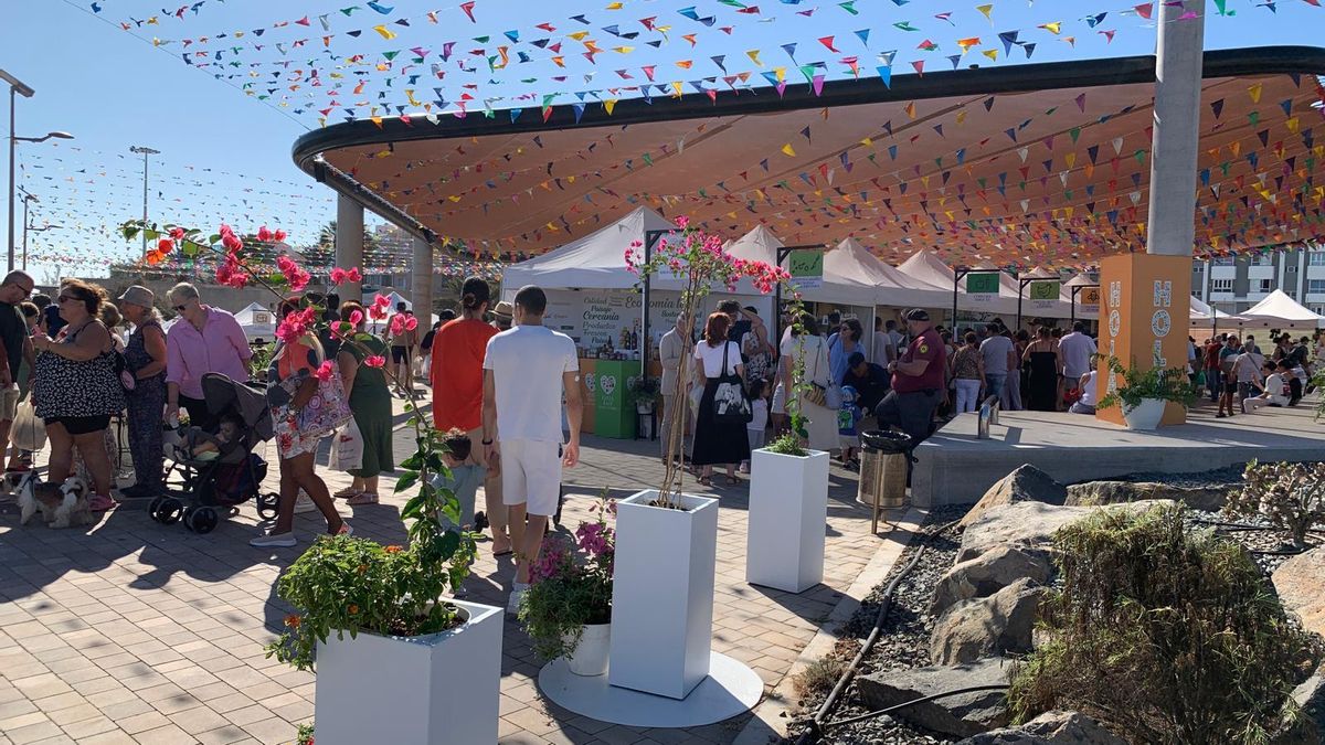 El mar y el producto local, protagonistas de la Feria Km.0 en Telde