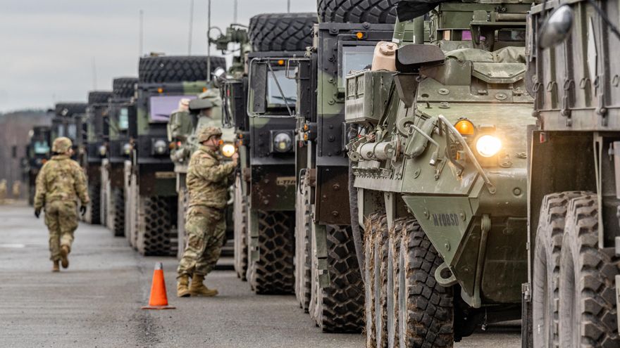 El Ejército estadounidense está trasladando alrededor de 1.000 soldados, incluidos tanques y vehículos militares, desde su base en Vilseck, en Alemania, a Rumanía.