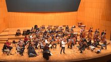 El violinista francés David Grimal junto a la Orquesta Sinfónica de la Región en el Víctor Villegas