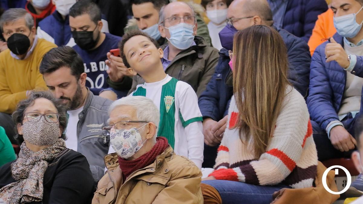 Partido disputado entre el Córdoba Patrimonio y el Fútbol Emotion Zaragoza