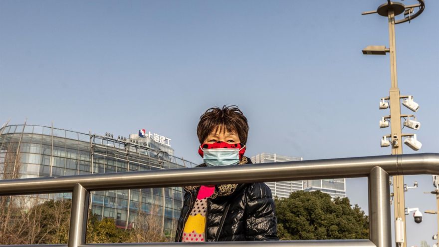Los 23 casos detectados en Ningbo, de 9 millones de habitantes, se hallaron en un taller de confección, informa el periódico Global Times, y corresponden a la variante delta del coronavirus.