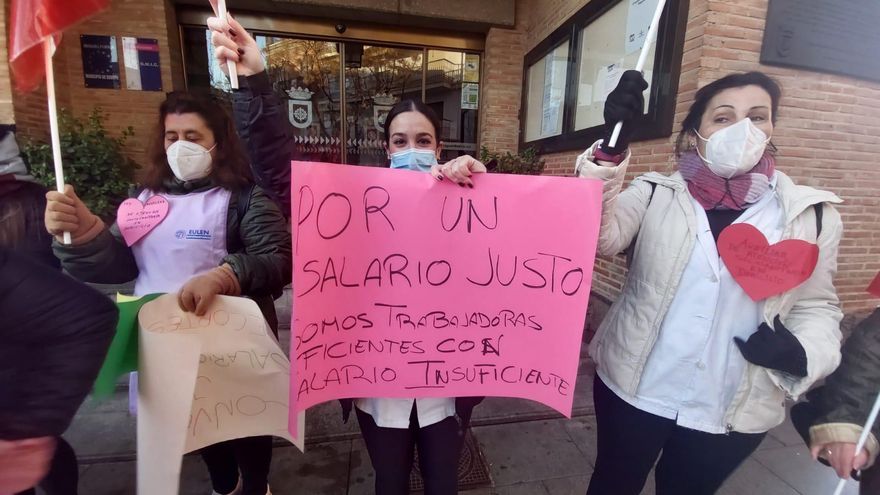 Seguimiento unánime de la primera jornada de paros en la Ayuda a Domicilio de Ciudad Real