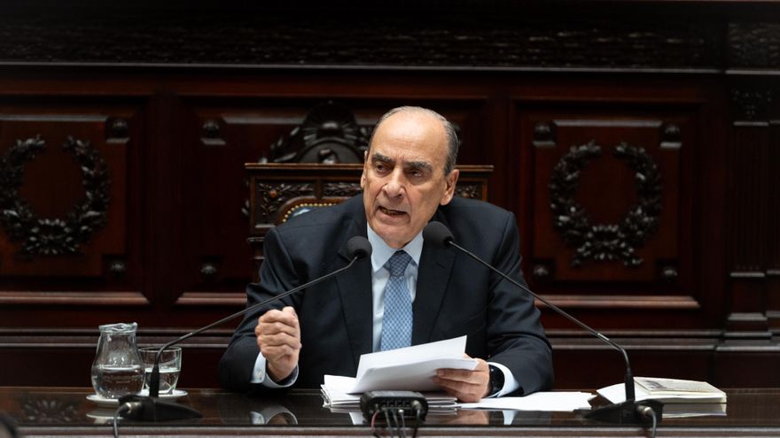 Francos aseguró que no buscan "limitar" el acceso a la información pública y abrió la posibilidad de una marcha atrás