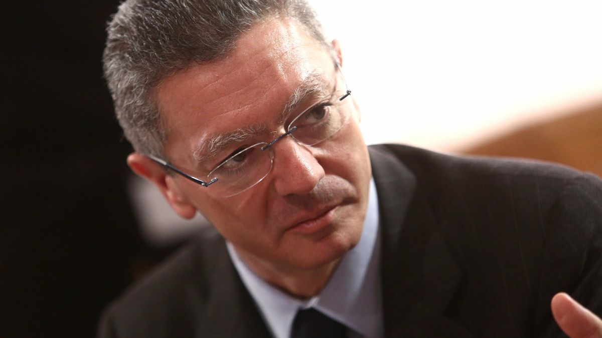 Gallardón: "¿Cómo no van a quejarse los jueces si les hemos quitado la paga extra o días de asuntos propios?"