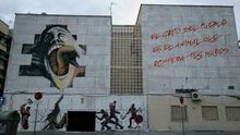 Un mural inspirado en “The Wall” conmemora la lucha Pro Soterramiento