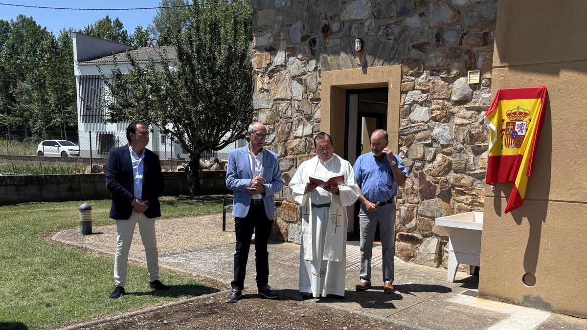 Santa Marina del Rey inaugura el primer albergue de peregrinos en León de la Vía Küning a Santiago