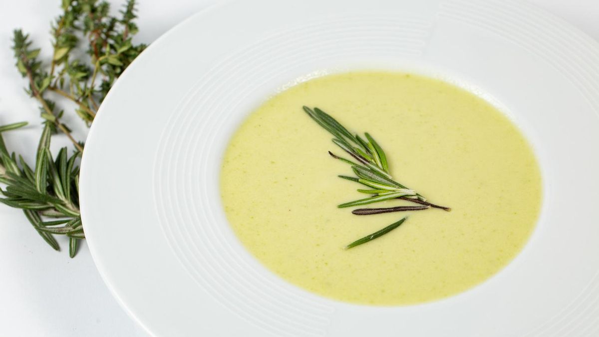 Crema de espárragos vegana