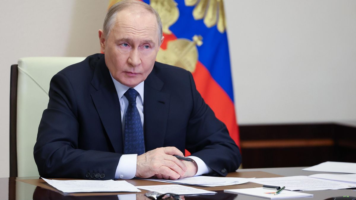 Putin declara una tregua de menos de dos días en Ucrania por la Pascua ortodoxa