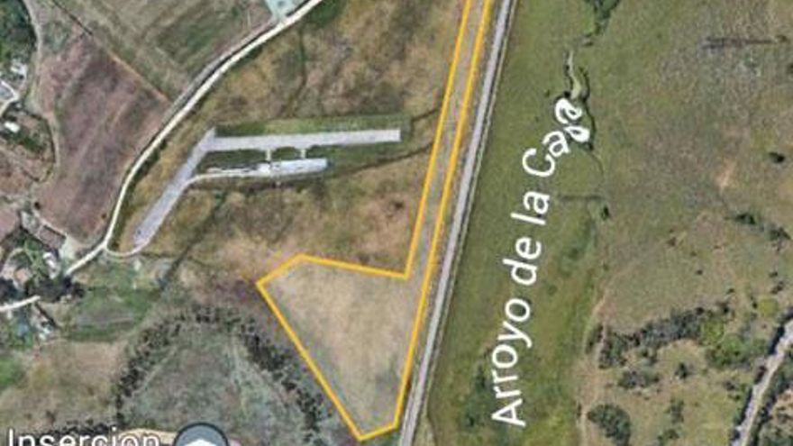 Un club de aeromodelismo pone en peligro las obras de acceso al nuevo CIE de Algeciras