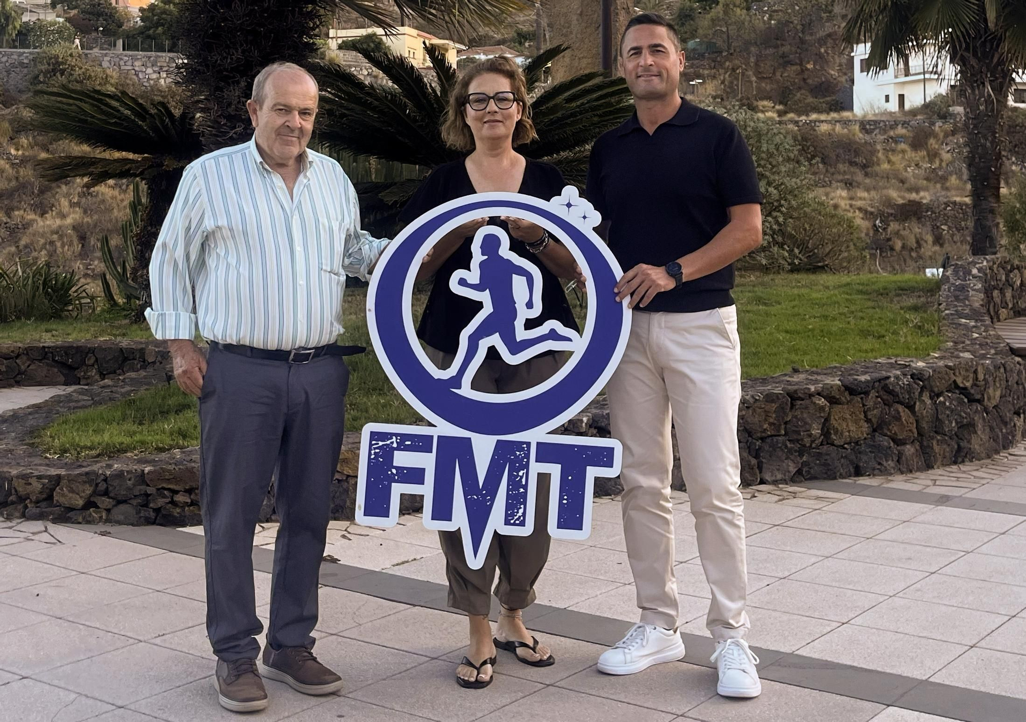 Roturaciones Amagar, patrocinador principal de la Full Moon Trail 2026.